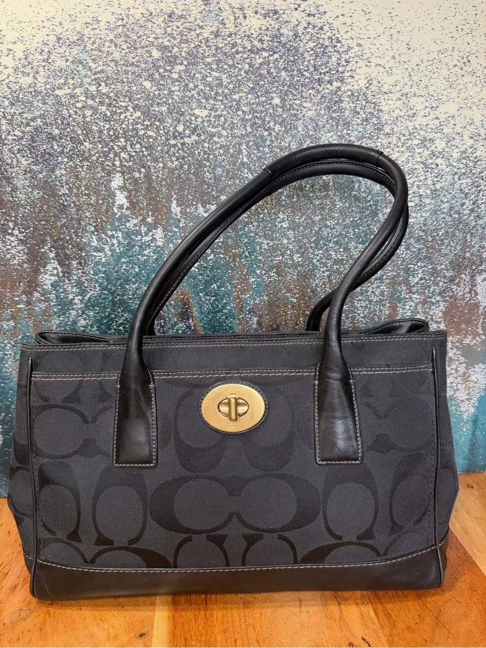 Coach Classic Y2K 2008 Hamptons Madeline Signature Black Satchel Bag